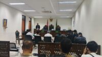 NYUMARNO SIDANG DPRD KAB BEKASI Nyumarno beserta dua terdakwa lainnya kembali mengajukan pengalihan tahanan dari rutan menjadi tahanan kota. Tugas konstitusi sebagai anggota dewan diharapkan menjadi faktor urgensi yang akan dipertimbangkan majelis hakim untuk mengabulkan permohonan tersebut.