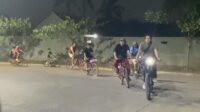 arga Kecamatan Babelan, Kabupaten Bekasi, menggelar kegiatan gowes malam perdana pada Kamis (31/07) malam. Kegiatan yang dipusatkan di salah satu warkop di kawasan Babelan itu diikuti belasan pesepeda dari sejumlah wilayah permukiman sekitar.