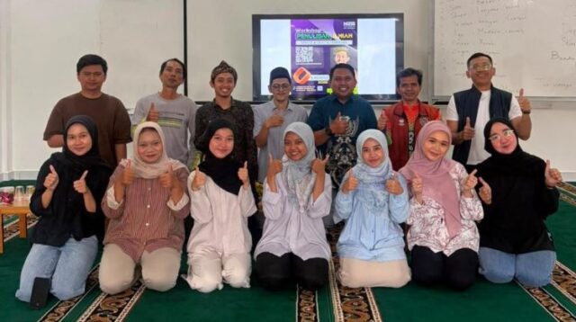 Pemuda ICMI Bekasi menggelar Workshop Penulisan Ilmiah di Leadership Garden, Mustikasari, Kota Bekasi, Sabtu (08/08) sebagai upaya meningkatkan kualitas sumber daya manusia melalui penguatan kemampuan akademik dan budaya literasi di kalangan generasi muda.