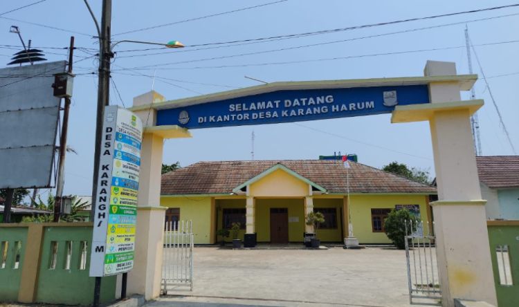 Kantor Desa Karangharum, Kecamatan Kedungwaringin, Kabupaten Bekasi.