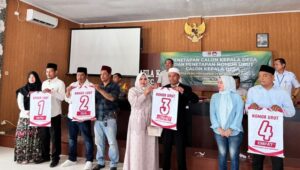 Rapat pleno penatapan dan pengambilan nomor urut Calon Kepala Desa Jayasampurna periode 2026 - 2034, Rabu (09/09).