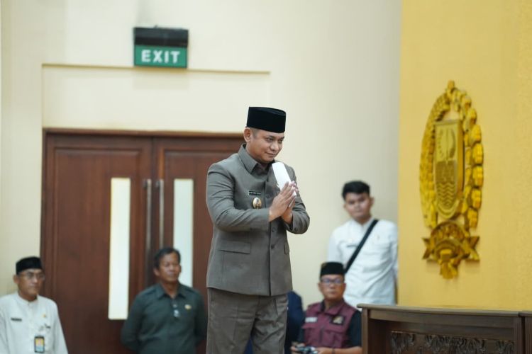 Asep Surya Atmaja diusulkan dalam rapat paripurna DPRD untuk diangkat jadi Bupati Bekasi sisa masa jabatan 2025 - 2030.