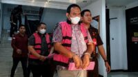 Kejaksaan Negeri (Kejari) Kabupaten Bekasi menetapkan tiga pejabat di lingkungan Perusahaan Umum Daerah (Perumda) Tirta Bhagasasi Bekasi sebagai tersangka dalam kasus dugaan tindak pidana korupsi pemasangan sambungan langganan air bersih tahun 2024–2025.