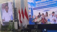 Kepala BRIN Arif Satria saat menghadiri penandatanganan MoU Kemensos dan BRIN di Sekolah Rakyat Terintegrasi (SRT) Kabupaten Bekasi, Kamis (08/10).