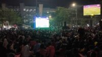 Kemenangan Timnas Indonesia atas Thailand pada final FIFA ASEAN Cup 2026 disambut meriah warga Kabupaten Bekasi yang mengikuti nonton bareng (nobar) di Taman Sehati, Kompleks Stadion Wibawamukti, Kelurahan Sertajaya, Kecamatan Cikarang Timur, Senin (05/10) malam.