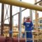 Petugas Stasiun Kompresor Gas (SKG) Tegal Gede memastikan keandalan operasional dan kelancaran pasokan gas bumi untuk memenuhi kebutuhan kawasan industri, pembangkit listrik, hingga jaringan gas rumah tangga.